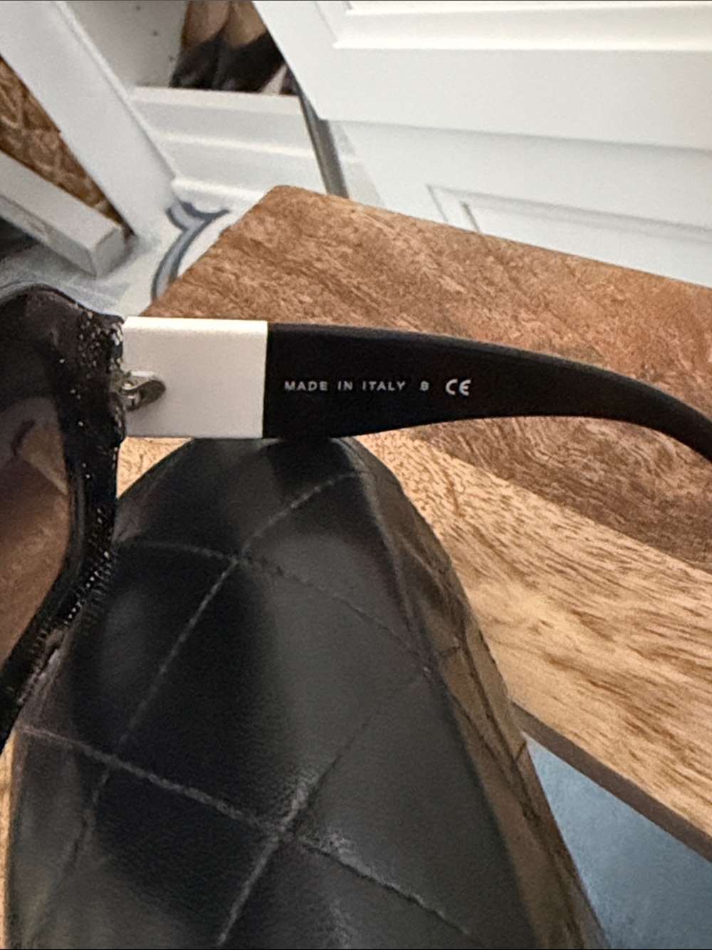 CHANEL 5146 Black Quilted Oversized Sunglasses with Logo Arm - Picture 3 of 6